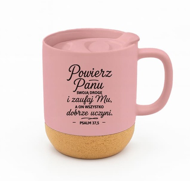 Kubek-z-wieczkiem-–-Powierz-Panu-–-rozowy.jpg